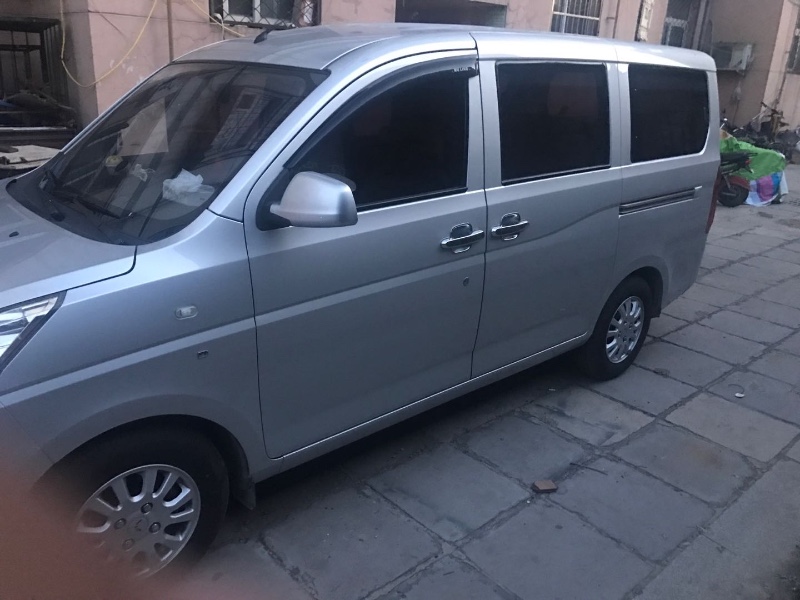 江干笕桥哈尔滨旅游白事会议结婚11到49座大中巴出租赁包客车