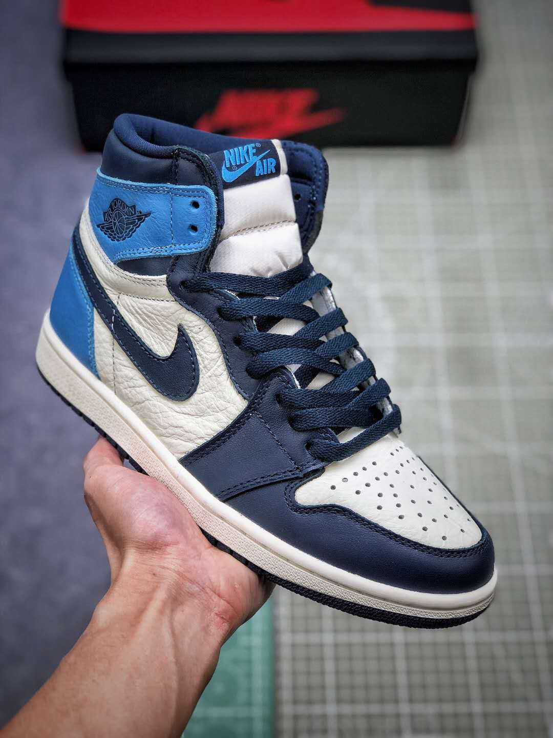 潮装情侣装厂家联系方式