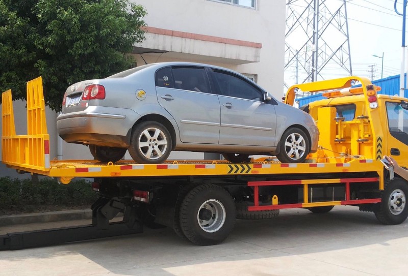 保定 道路紧急救援电话 拖车维修 搭电换胎 脱困牵引