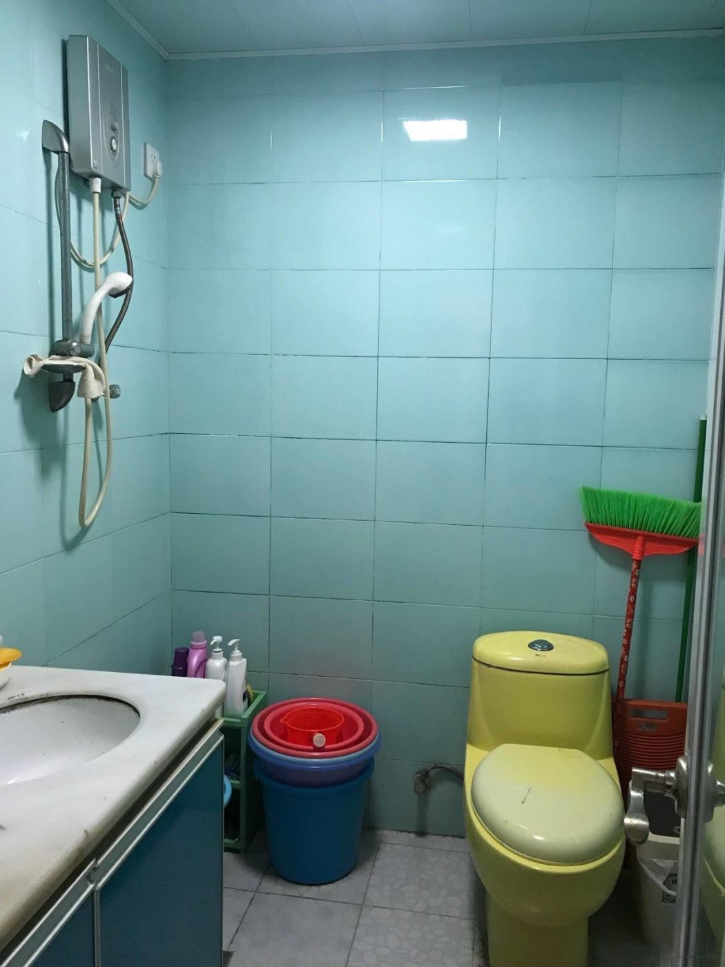 龙昆南大润发对面 金竹园小区
