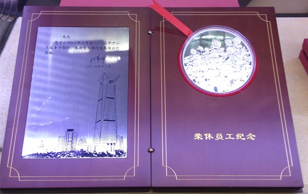 长沙礼品定制湖南较大的金银礼品制作商欢迎到礼品展示厅参观