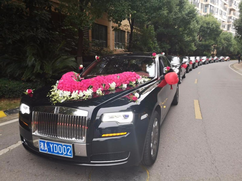 长沙红思令婚车行专业诚信优价提供长沙婚车租赁服务