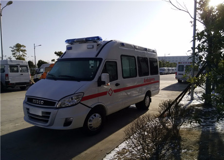长沙救护车出租公司24小时为您服务 长沙救护车出租公司24小时为您服务