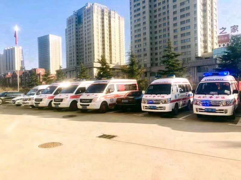 长沙救护车转院病人返乡