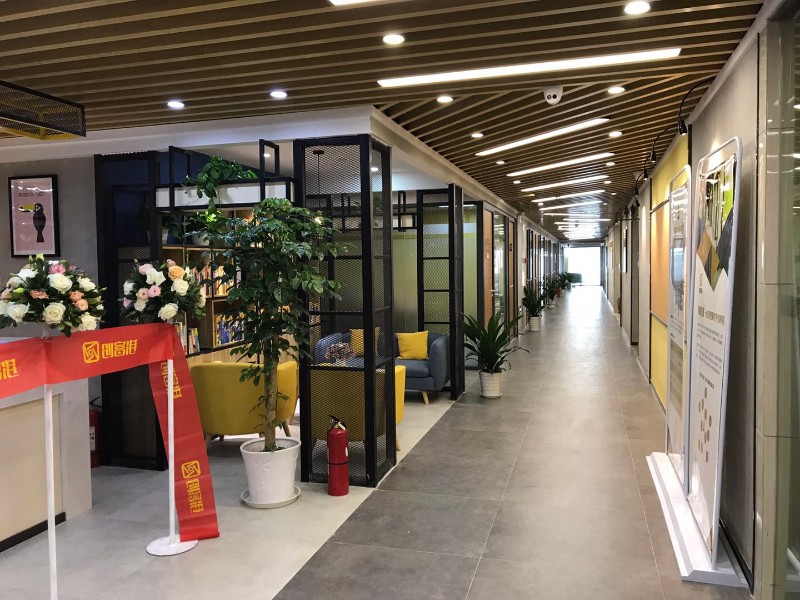 银华大厦 新盘开业 独立小面积办公室,长沙创客空间