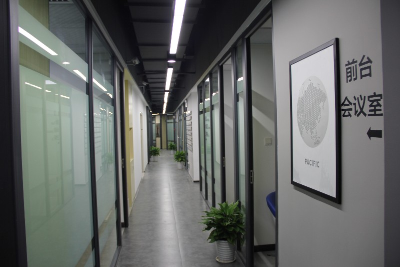 我们就是在长沙市中心的办公室.优惠至480/月