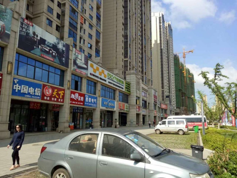 乾源国际 地铁4号线临街旺铺 可落户买一得二 十年包回本