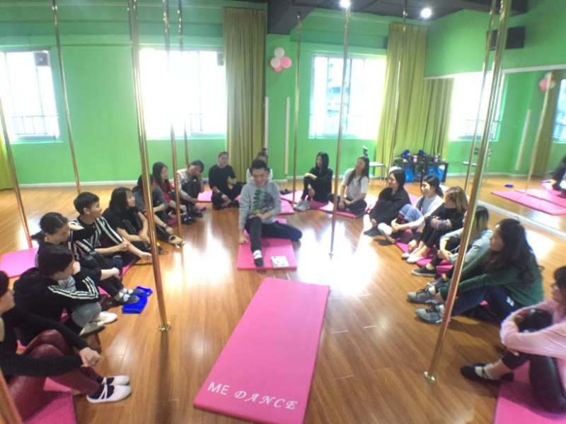 成都简阳空中舞蹈酒吧领舞培训学校ME华翎